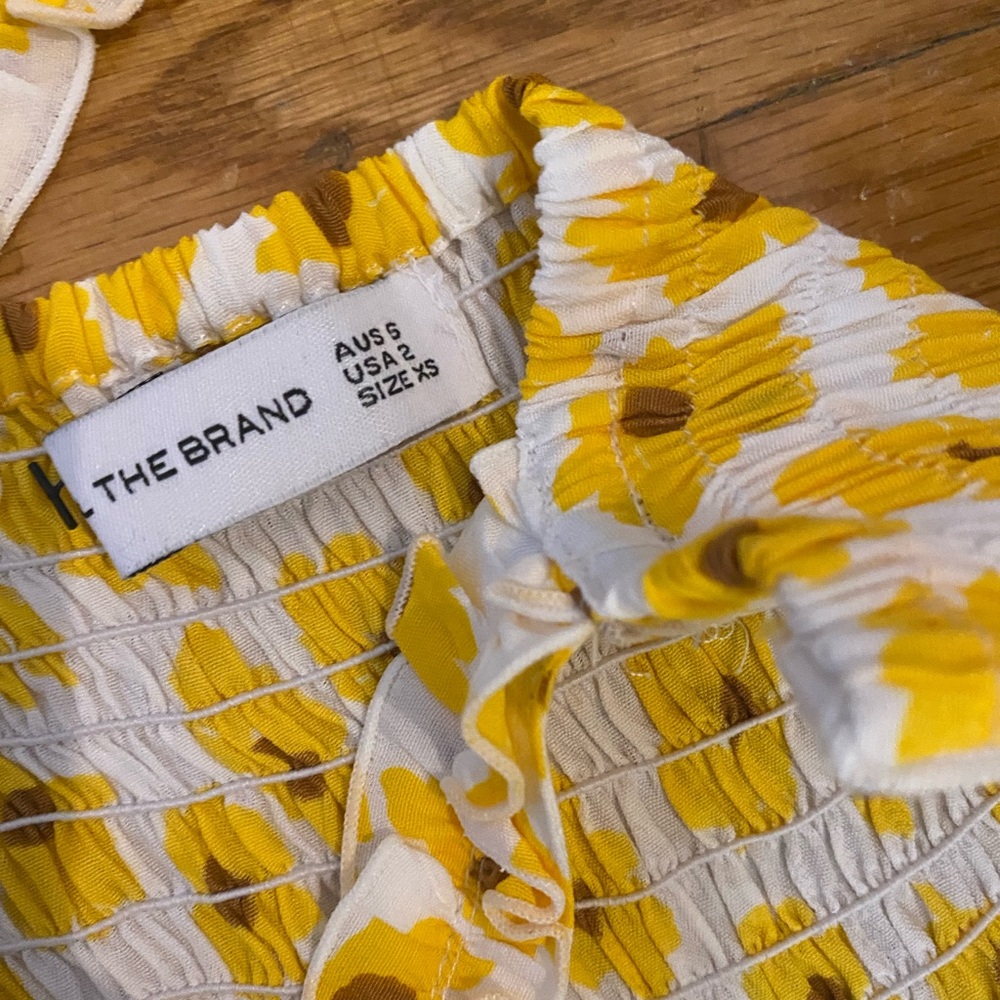 Faithful the Bran - Daisy Print - Size 2 - Picture 5 of 5
